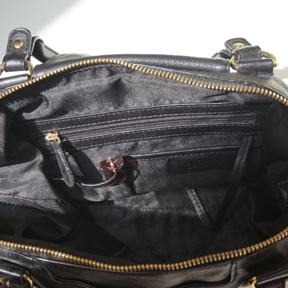 Michael Kors Handbag - Picture 4 of 4